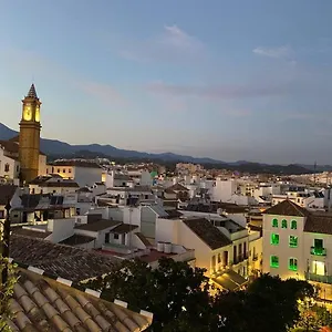 https://estepona-seaview-apartment-seletur.es-andalucia.com