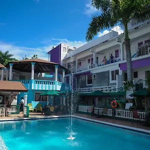 https://glorianna-hotel-montego-bay.comcaribbean.com